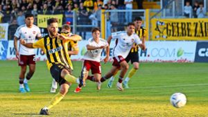 Fußball-Regionalliga: Altstadt ist dem Sieg deutlich näher